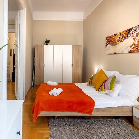 Orangehomes Kalvin Sq 2 Bedroom Lejlighed *